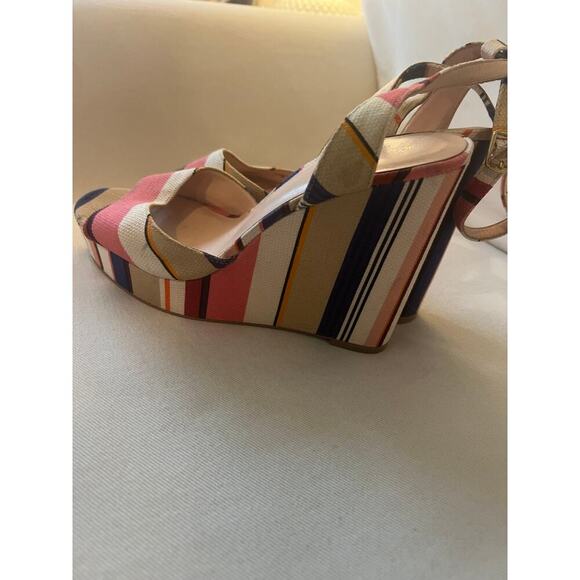 Kate Spade New York Women's Dellie Wedge Sandal - Picture 4 of 7